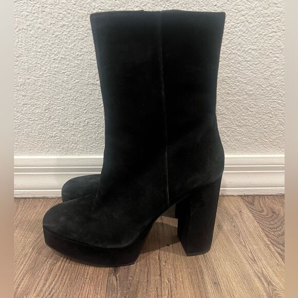 STUART WEITZMAN
Suede platform ankle boots
$750 women Sz 11 new 
Color: black - Picture 2 of 5